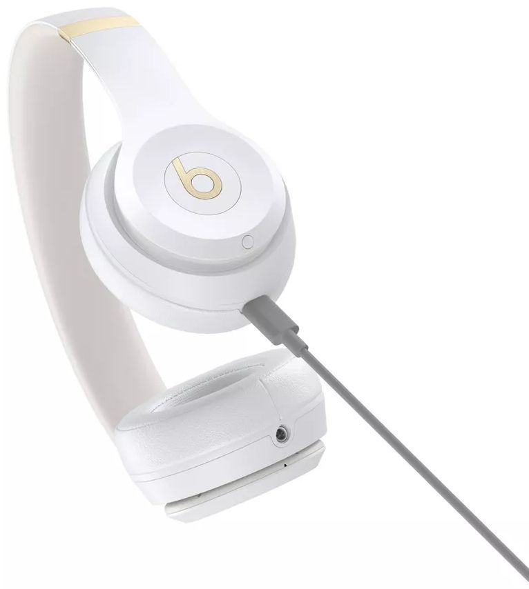 Beats by Dre Solo 4 Bluetooth Wireless On-Ear Headphones - Warm White by Beats by Dre - Refurbished - Very Good condition - Image 5