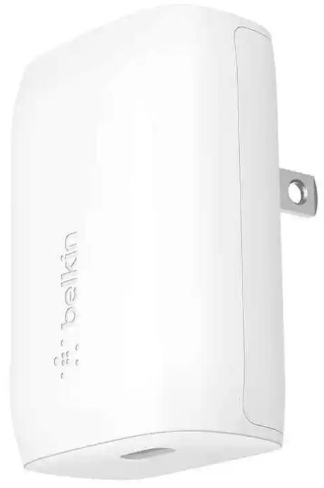 Belkin BoostCharge USB-C PD Wall Charger With PPS + Pro Flex USB-C To USB-C Cable Magnetic Cable - White by Belkin - Image 2