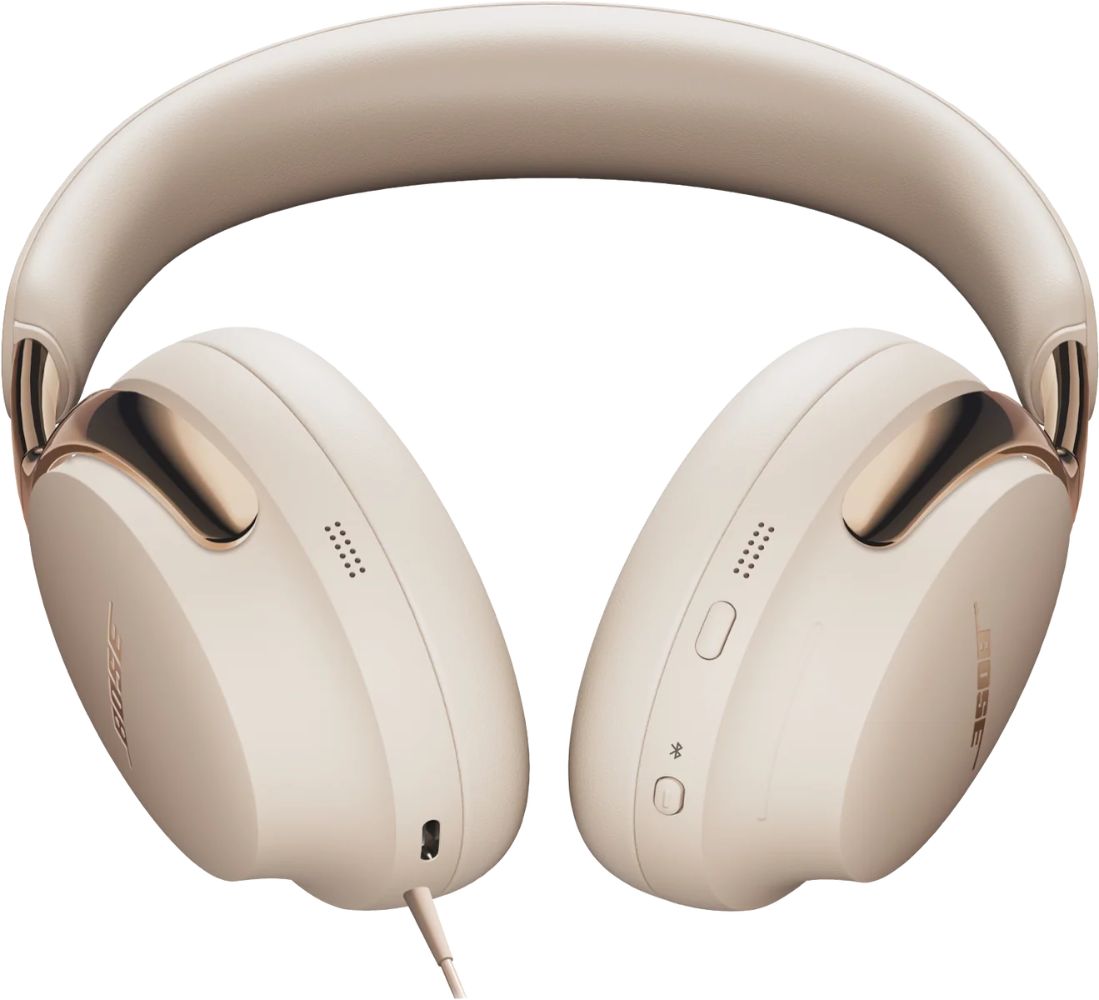 Bose QuietComfort Ultra Headphones (2nd Gen) - Black by Bose - Refurbished - Like New condition - Image 4