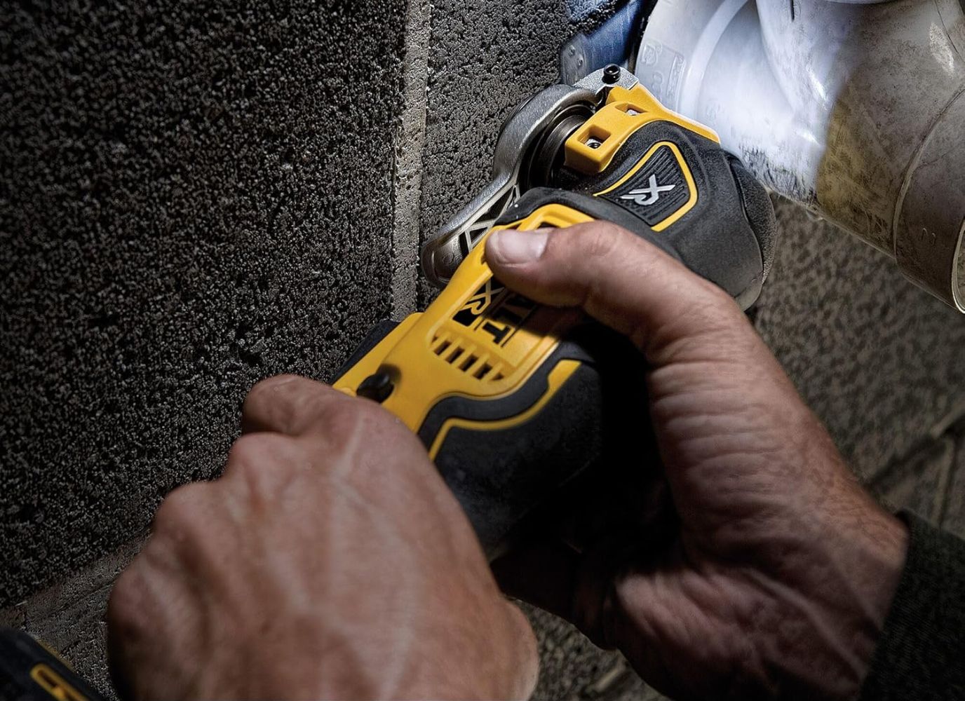 Dewalt DCS356B-R 20V MAX* XR Brushless Cordless 3-Speed Oscillating Multi-Tool (Tool Only) - Yellow/Black by Dewalt - Image 4