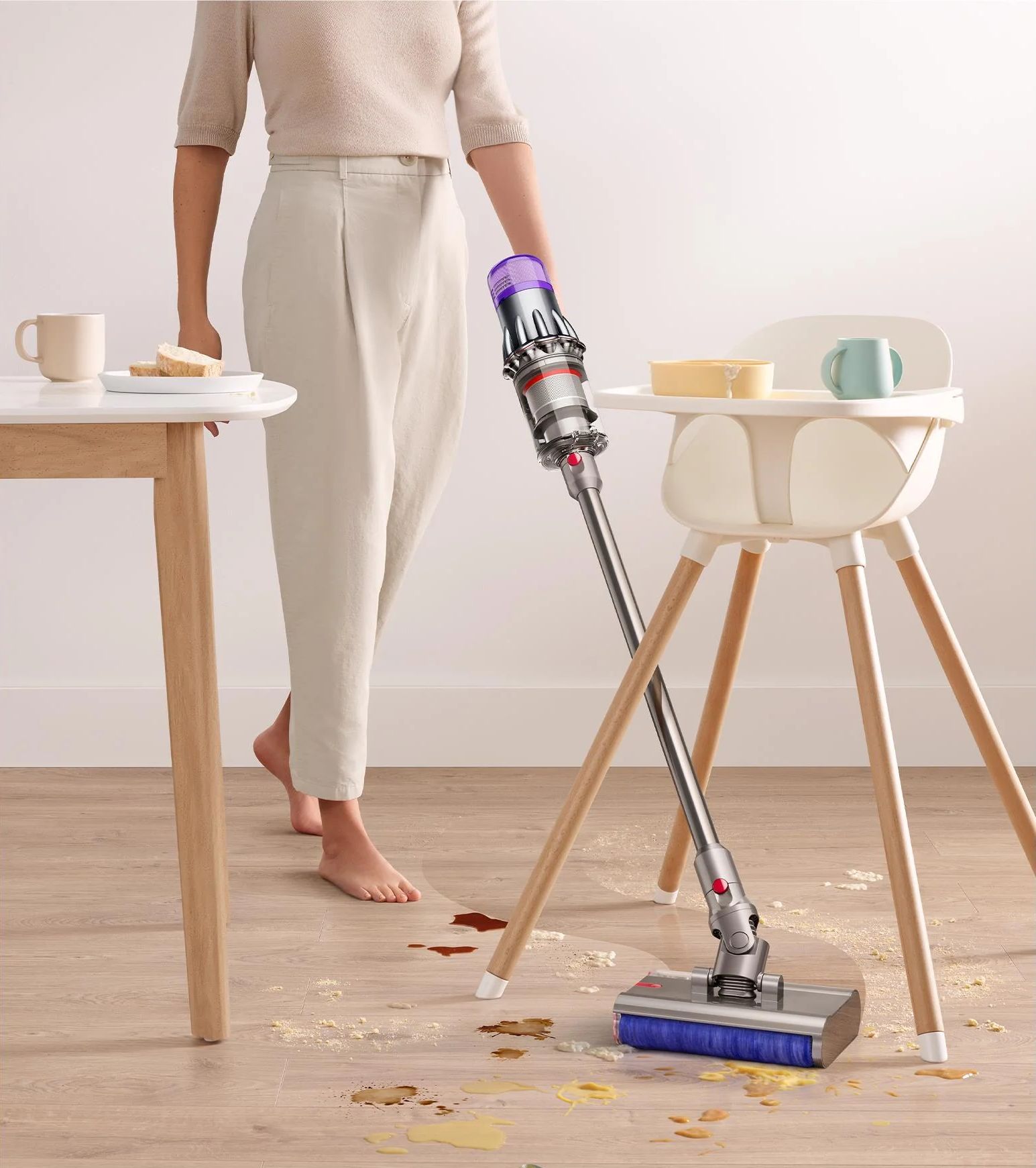 Dyson V9 Submarine Wet and Dry Vacuum Cleaner - Nickel/Iron by Dyson - Refurbished - Very Good condition - Image 8