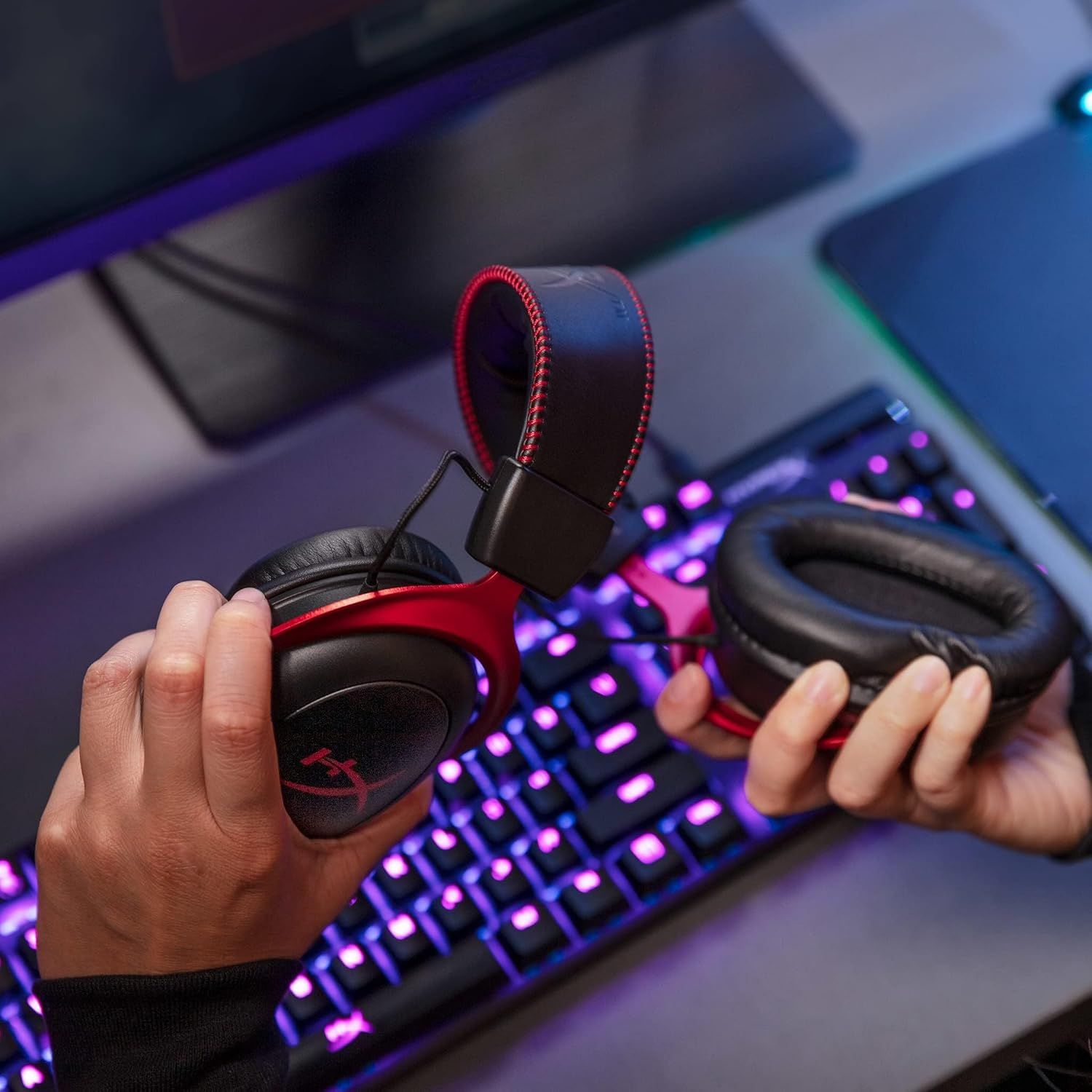 HyperX Cloud II Wireless Gaming Headset - Black/Red by HyperX - Image 6