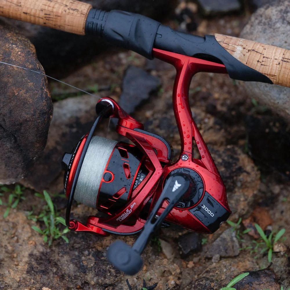 KastKing 2000 Royale Legend Glory Fishing Reel - Red by KastKing - Image 3