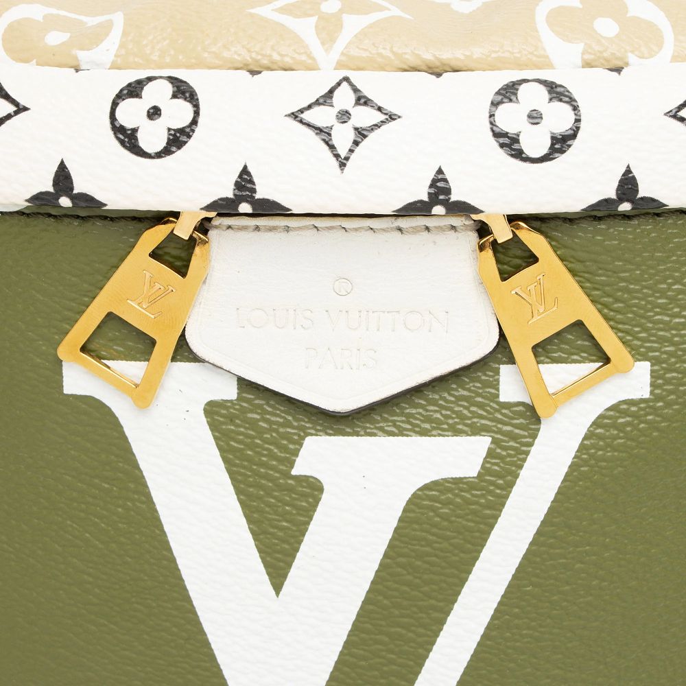 Louis Vuitton Giant Monogram Canvas Bumbag - Coated Canvas - Green by Louis Vuitton - Image 9