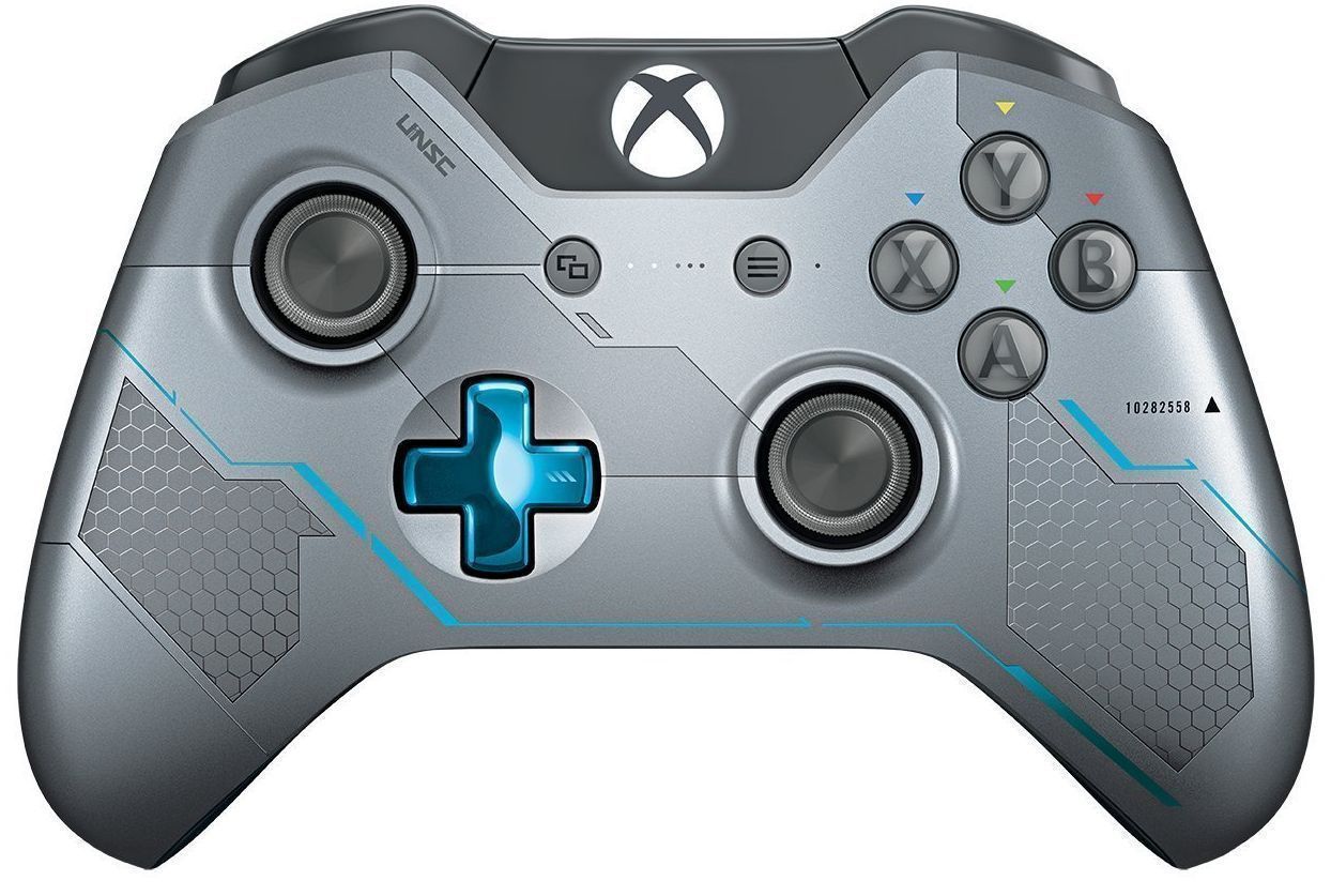 Microsoft Xbox Wireless Controller - Halo 5: Guardians by Microsoft - Refurbished - Like New condition - US$126.99