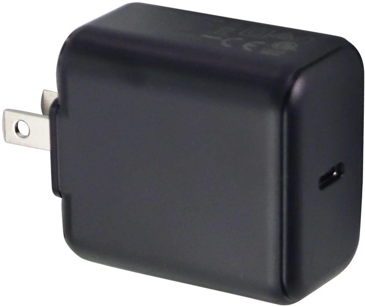 Nimble Apollo 15W Fast Wireless Charger for Apple & Android - Black by Nimble - Refurbished - Like New condition - Image 3