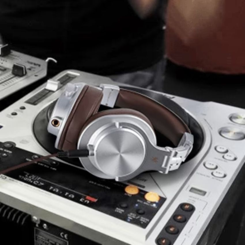 OneOdio A71 Wired Headphones - Silver by OneOdio - Refurbished - Brand New condition - Image 5