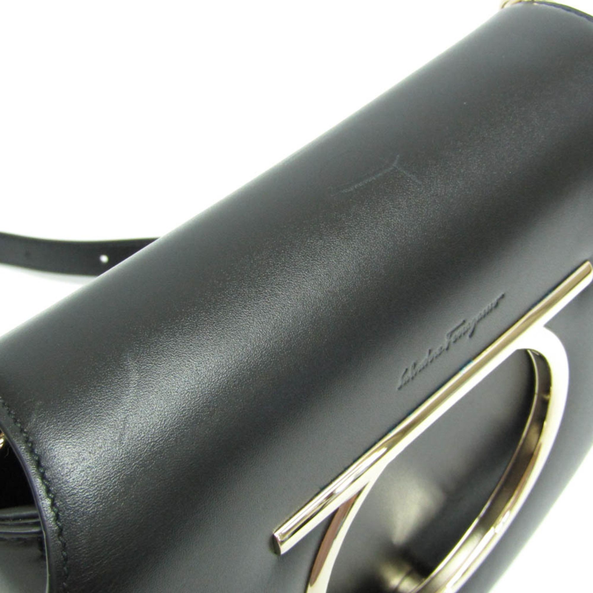 Salvatore Ferragamo Gancini Leather Handbag Shoulder Bag - Leather - Black by Salvatore Ferragamo - Image 4