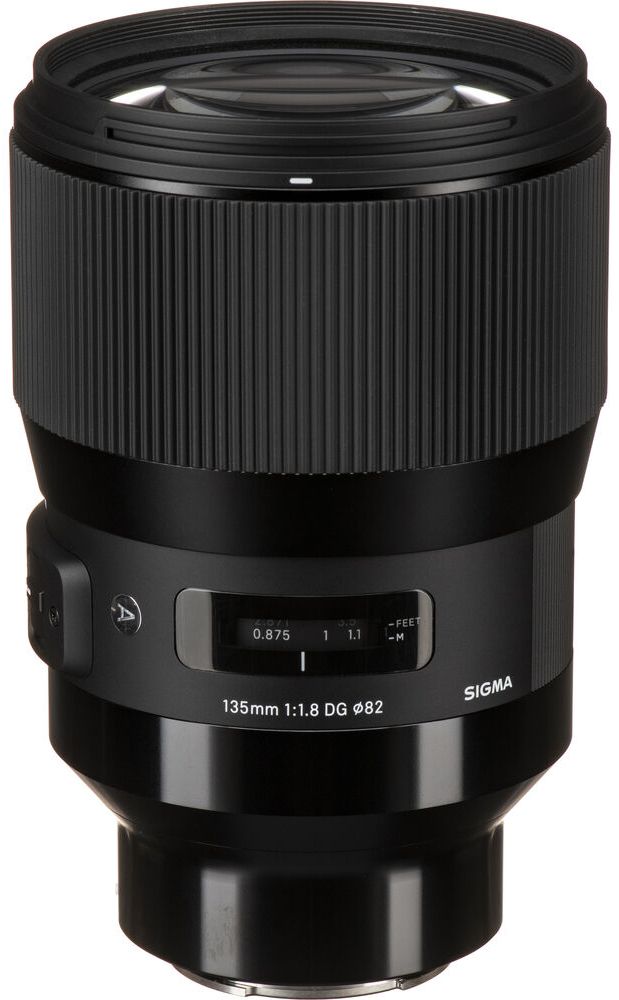 Sigma 135mm F1.8 DG HSM Art Lens for Sony E - Black by Sigma - Refurbished - Very Good condition - CA$1047.99